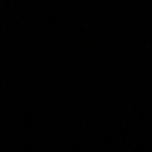 Meet your Posher, Isabella - Picture 1 of 1